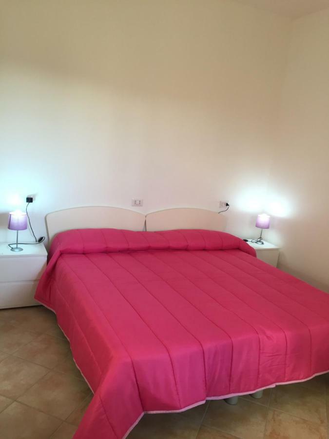 Ginepro Family Appartement Valledoria  Buitenkant foto