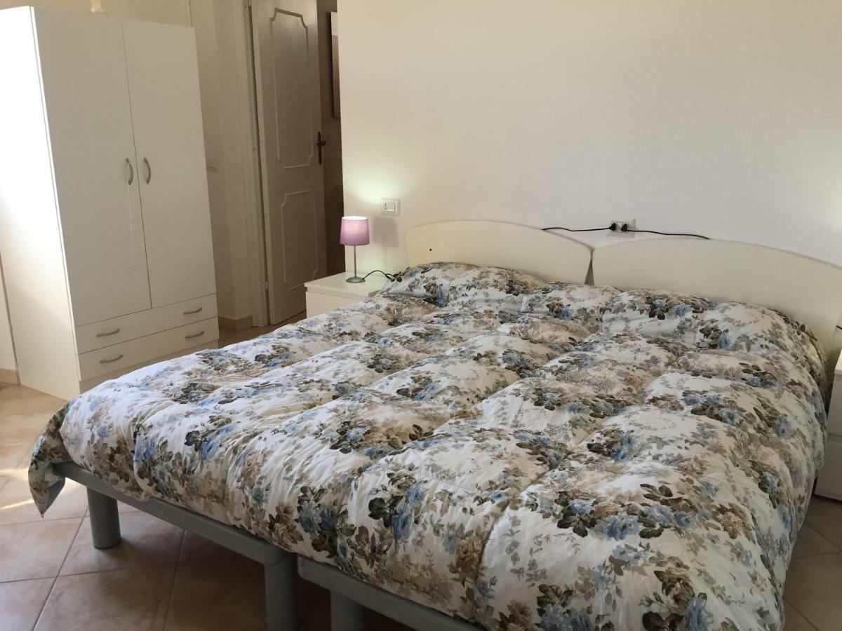 Ginepro Family Appartement Valledoria  Buitenkant foto